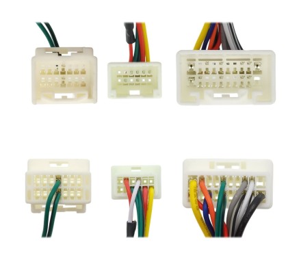 Комплект проводов для установки магнитолы в Toyota Prado 2002 - 2009 (правый руль, для авто с монитор.)