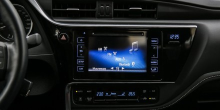 Магнитола на Андроид для Toyota 230х130мм Corolla (16-19) и др. Winca S400 с 2K экраном SIM 4G тип 2