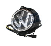 Видеокамера Volkswagen Passat B6/B7/CC, Golf 6/7/8 Polo в логотип моторизованная