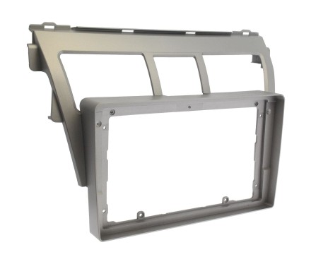 Рамка переходная в Toyota Belta (06-12) для дисплея 9 дюймов