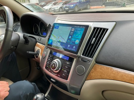 Магнитола для Hyundai IX55 2007-2012 Compas S300 (Средний класс) с 2K экраном