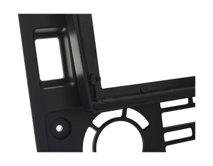 Рамка переходная в Land Rover Defender (07-16)