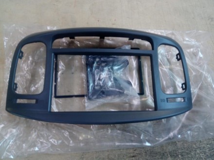 Рамка переходная 2din Hyundai Verna (06-10), серая