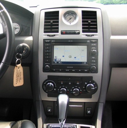 Рамка переходная 2din Chrysler 300C (05-07); Aspen 07+ / DODGE Charger, Magnum, Durango (05-07) / JEEP Grand Cherokee (05-07); Commander (06-07) 1